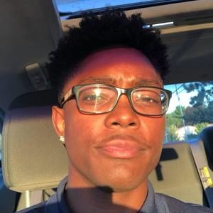 Meet your Posher, Elijah